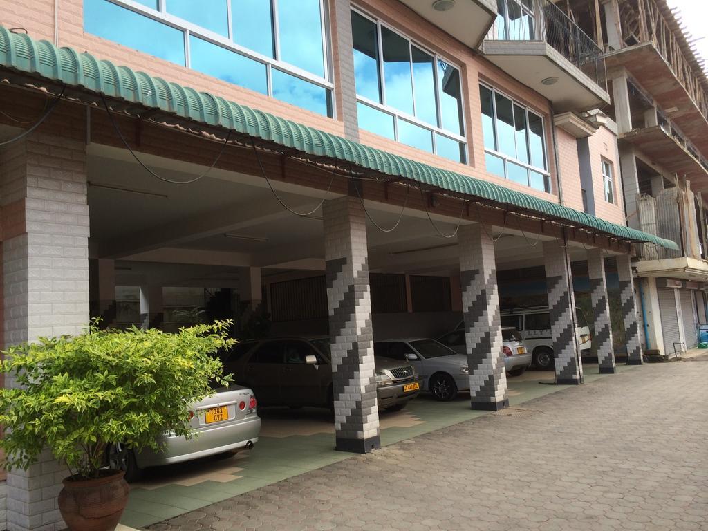 Mc-Elly'S Hotel Arusha Eksteriør bilde